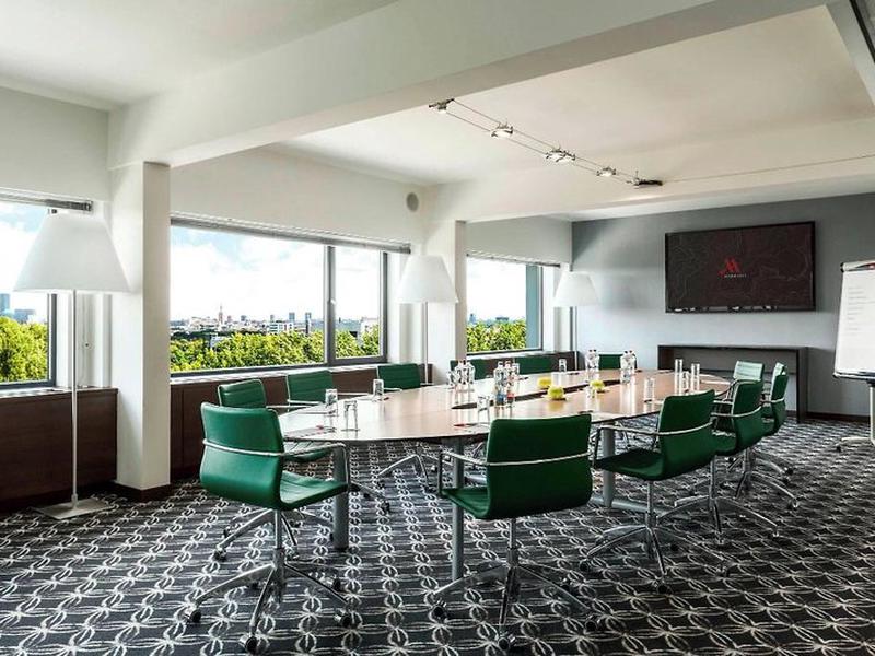 9A8E6E8A47E5F01F7F9555C4D8DD7194