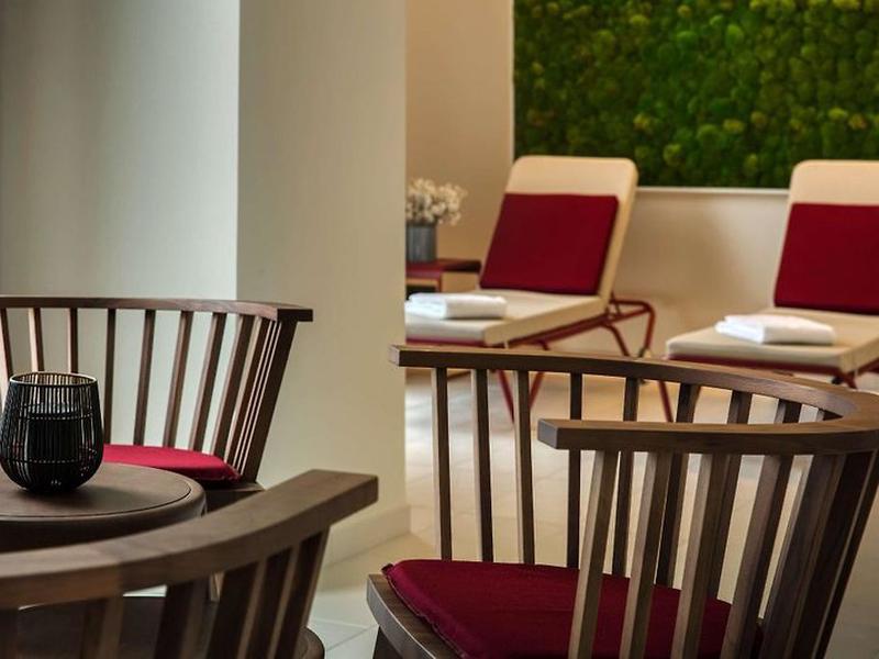 IntercityHotel Amsterdam Airport