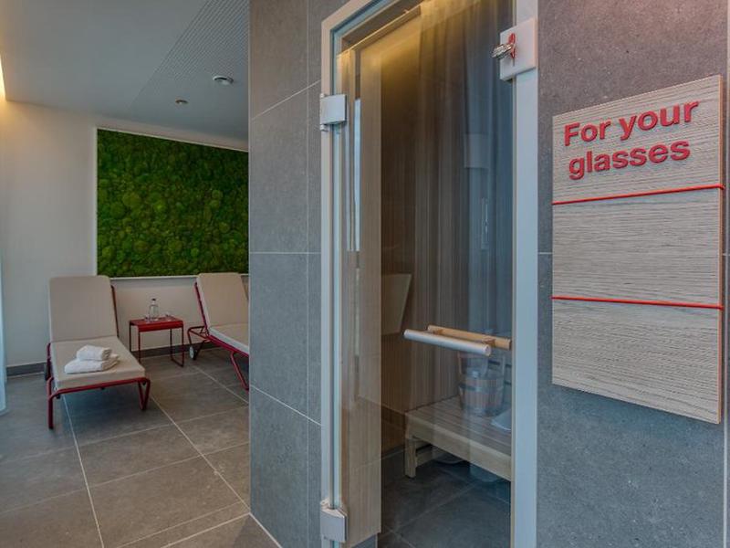 E3798B0C17A382FC58563C7C8D321C28