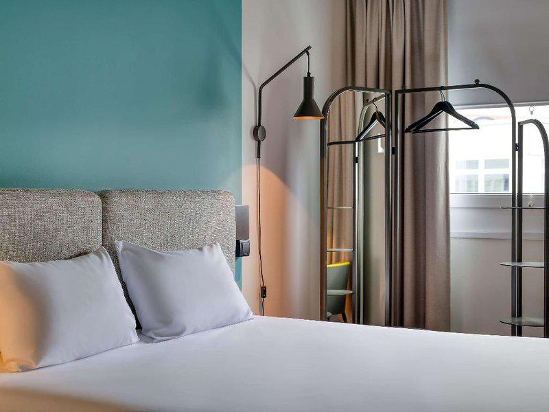 046EB9D4E4E725FE211E46B2BC38ED96