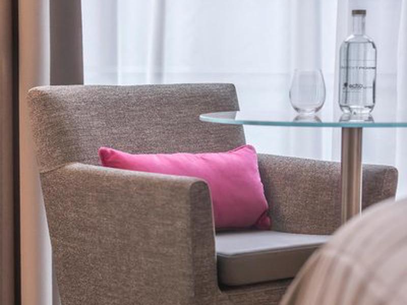 48B1796DFF540F405DCF4478BDE3F8C4