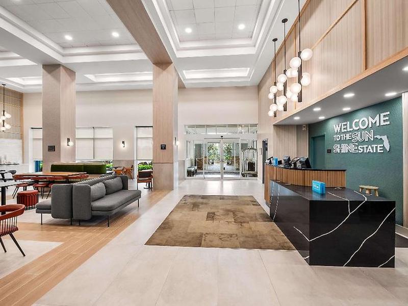 C37B4360948D3678F8336C1770589DCD