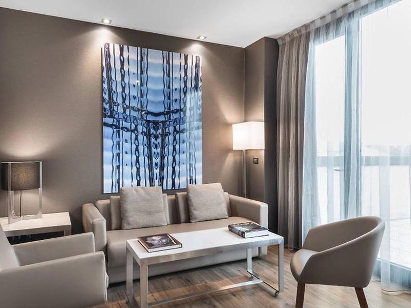 56866CFB3A4CCF3558BB59DFF06D1AB1