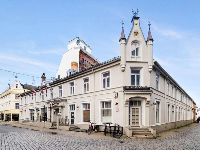 BD0D249FEEDCD2CD4EE56D96E4F9D22D