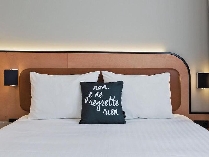 92D90D4BA1ED3379340C58471E0BDE25