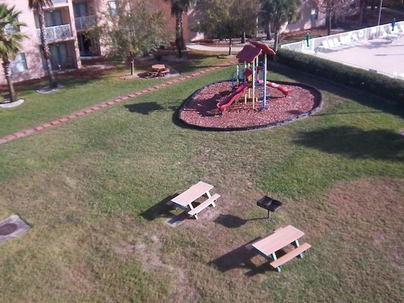 8DB5683BCF64E4C2D5EB958A1F19A4CF