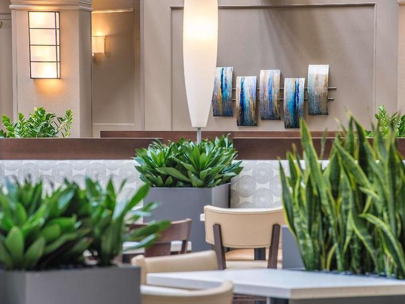 1B05EEC15EA3D69A221C2CBEC780EAAB