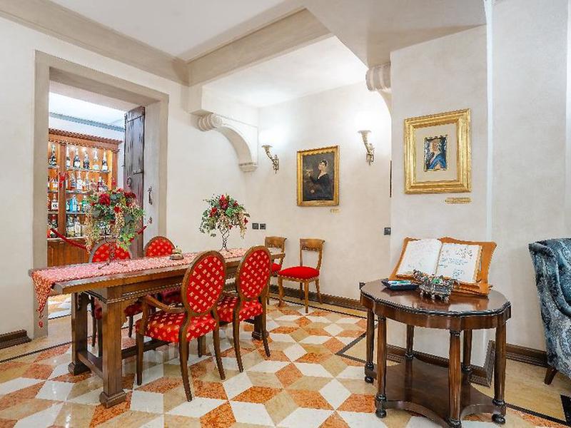 A8645583559A25D3BA2C982EF703AB4A