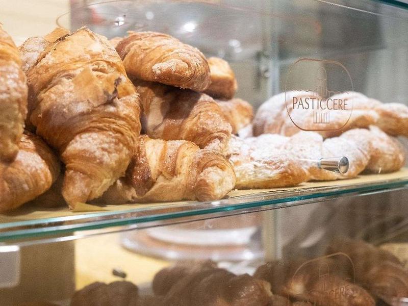 9EEE4EA7C9F3E3A208B6FF2F1B13724E