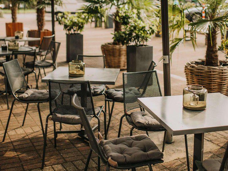 28E343F46DCD947708D98D36EE9C1C4E