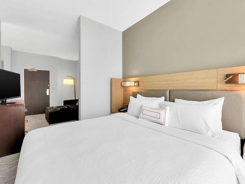 89065E65B0B574DF5772011216500100