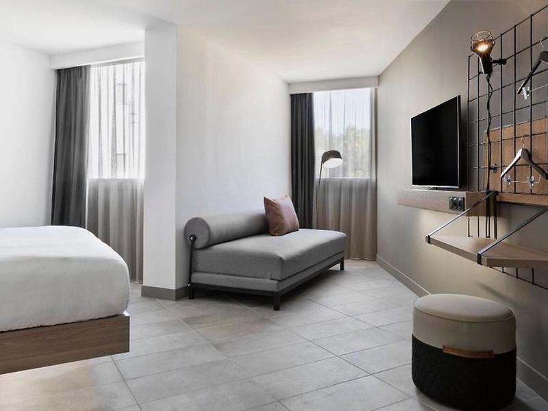 AA510AE721E4F3E280EEE3CD4C7A7988