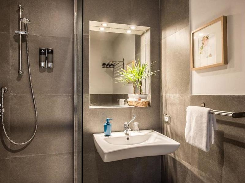 72020481BF99E735537B66A0D1A9DAAD