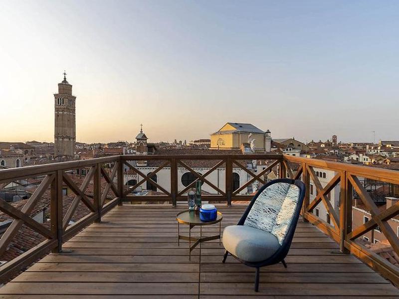 0F20C33019F44BC9387E80DDAB9F1243