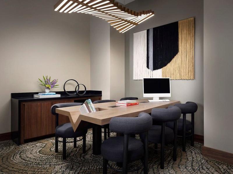 E67BC1A6DFC26624CAB4304979A8521F