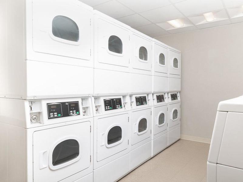 0579827623DE3A56552D6BBA052CAEEA