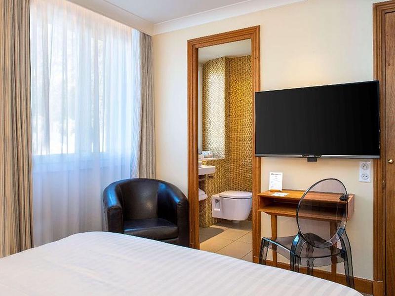 C6E420CCEA97A326EF417927225E1784