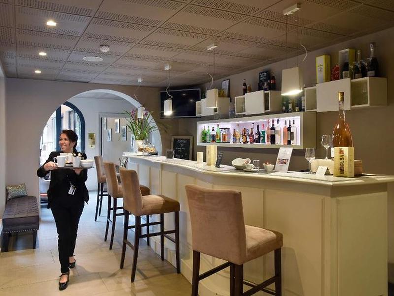 0780DA01F066BC300A0FB8D7D367805E