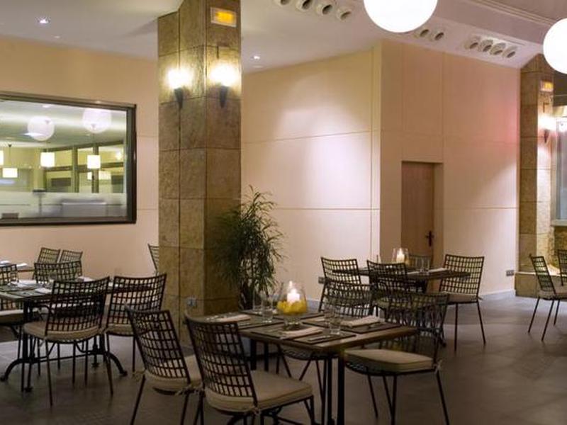 8CAB93613C1C4451D63259283BC15055