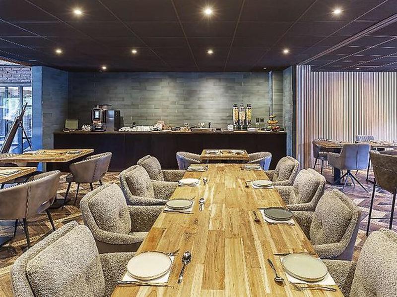 E8AE5114B4D13D426F8854987257138A