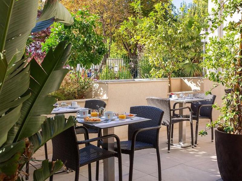 4EA6BB1D5FD48A40C78EC613E7C72414