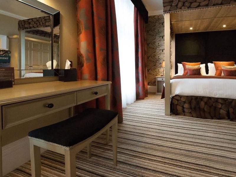 FE21099307BE302782790DEB47235ACA