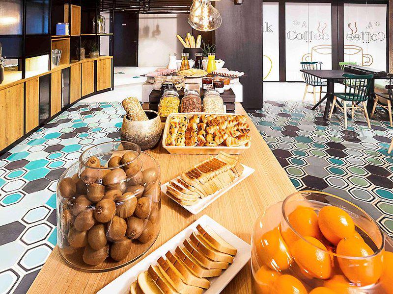 FECEFA5B6F084D8B2A24F6B3905F2F23