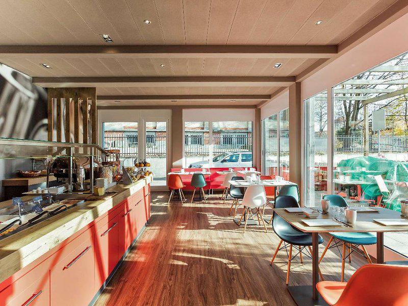 2172A70AAEBAFF66C4818050761F5817