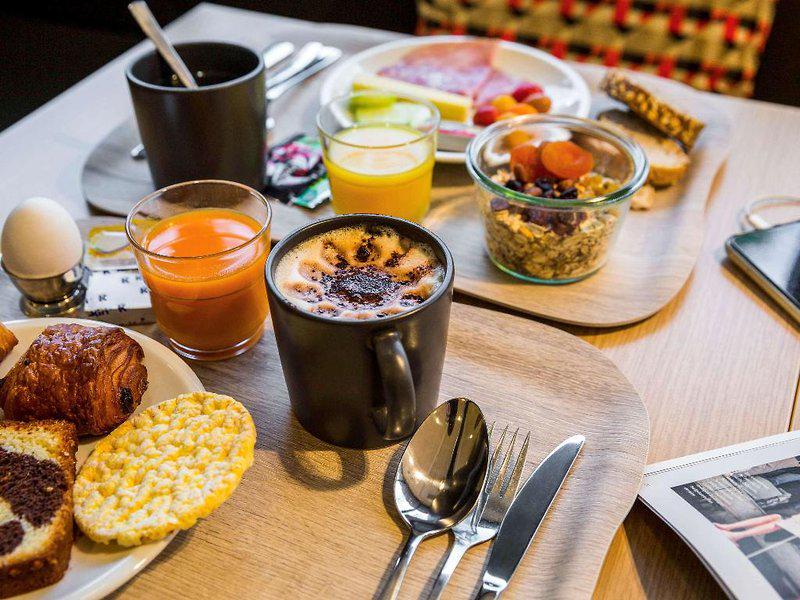 EE0F62056FAD2F9BFDEADD3D90C45C27