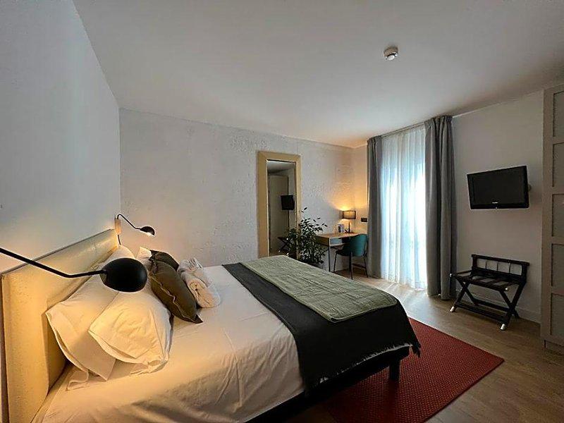 1E1F2E4A21A9F3EA913DA38F13B7F2B3