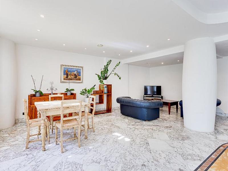 79A08B9ED8D49542E548C7843D86D90F