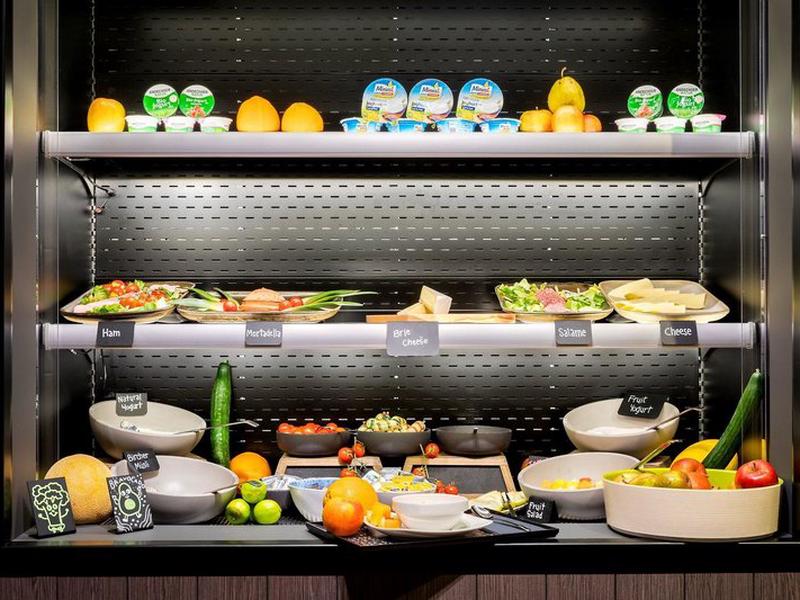 66430928CDEDFB27326196FB9305E6A0