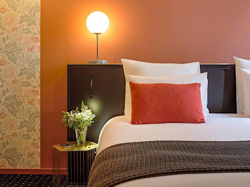 5EAA66A16F1306162444DB2EBE106A51