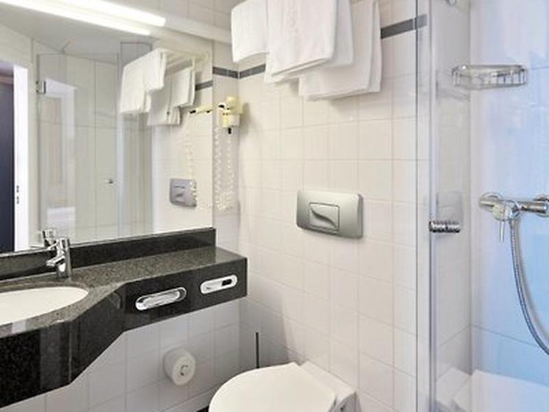 15AECB97BA5010A19CD9326FEB67CA46