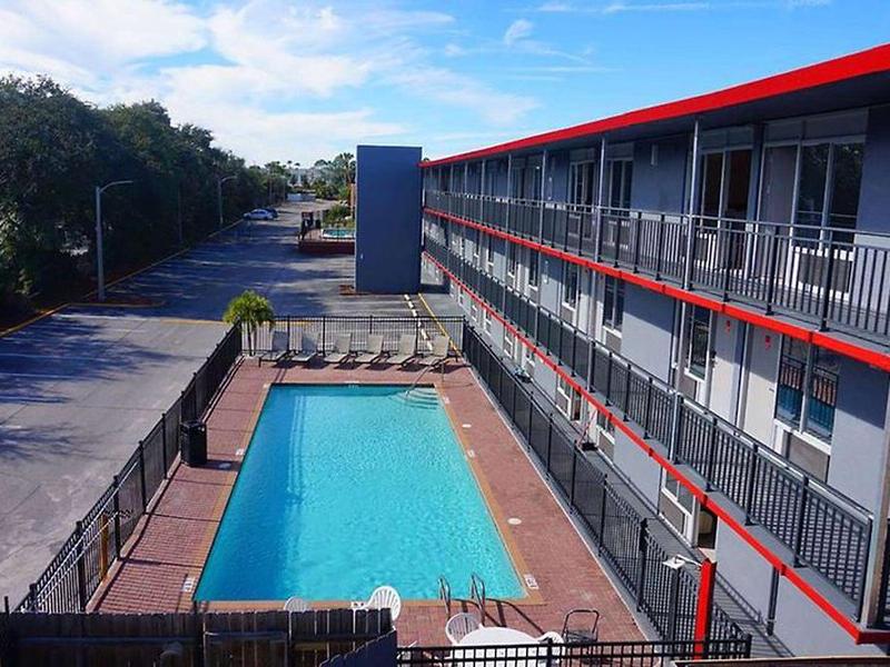 E50CCE854534194F347B79033DA93205