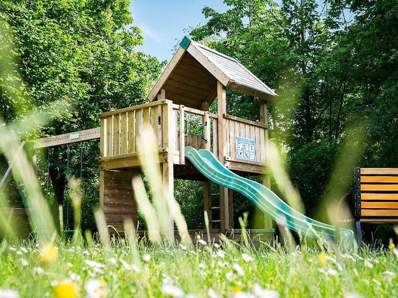 610B26559F179DC5BC6177E704E15727