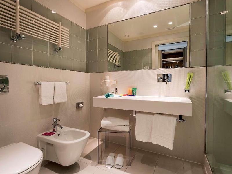 AB07F6E211E6FFE1229ABCBBDB860AA8