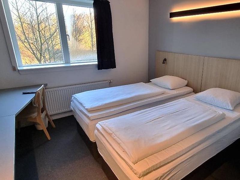 FD9E3565B777B915770D866A9BC72F22