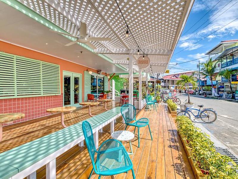 B095B605E9A0BDED9090359F9BFD7196