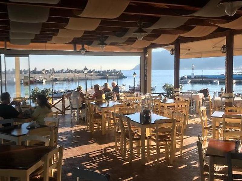 0E3716226F1B98A31EB5CECBBAECF8BA