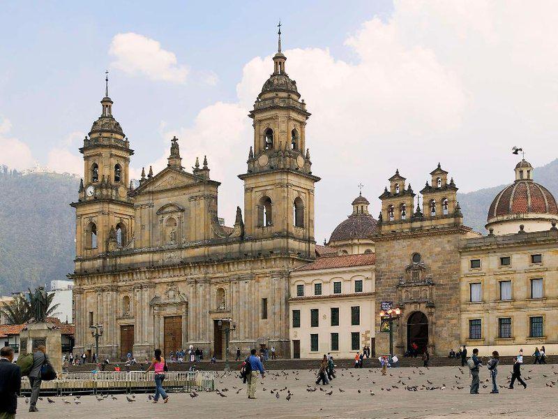 4A95A4740DF94A5C2996EE667B00D369