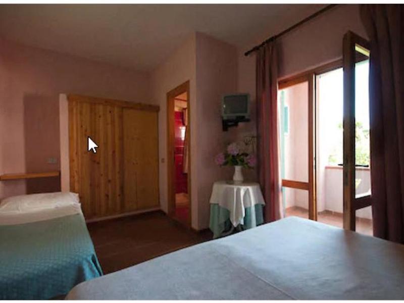 9AC393C9162243960DDD1D57EA5A5B0A