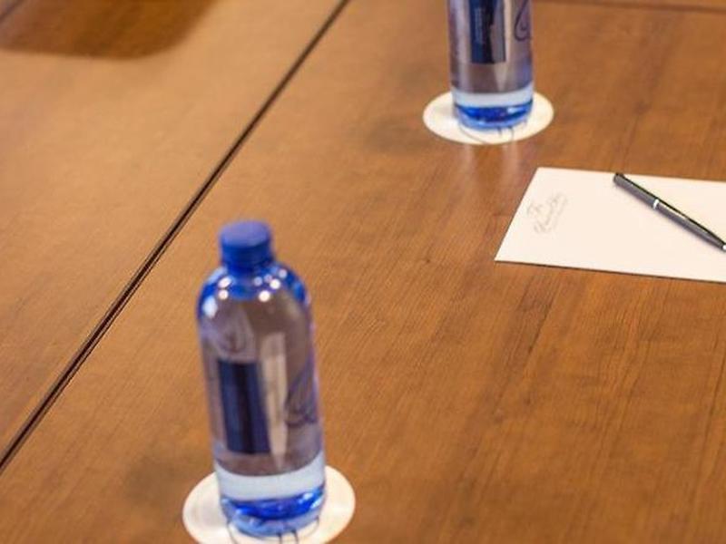 686F39A12EA58415E43BFE67F4856F80