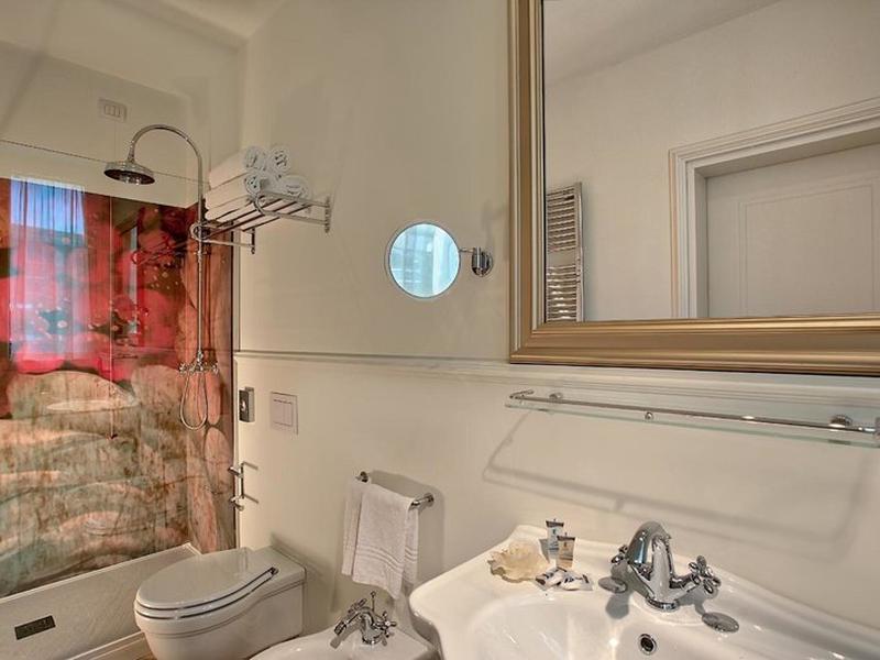 07F5C15023CCE93B22B0A68642D0AD0E