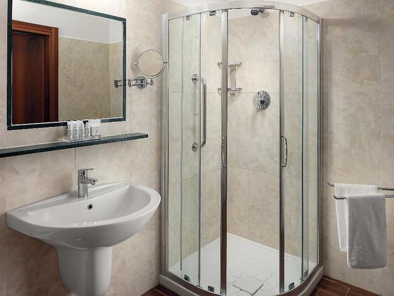 55187A0C1367D41B5E2F3685DF86BEE1