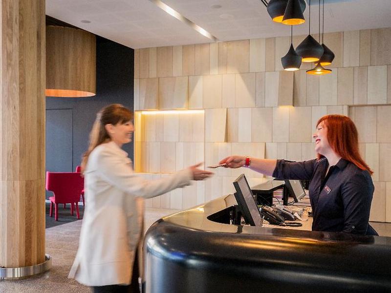 EFA16009F4B54BF28A7AE178F1013A0E