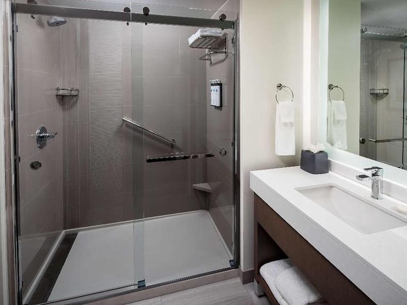 AADE6B41C47862F8D6B11DED03A789E4