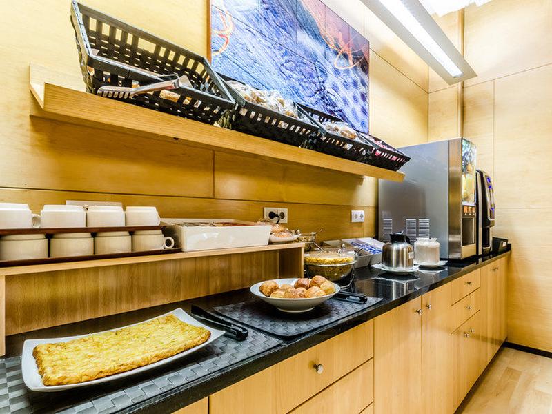 CA18B937E1F4631454AA7E81703E2B38