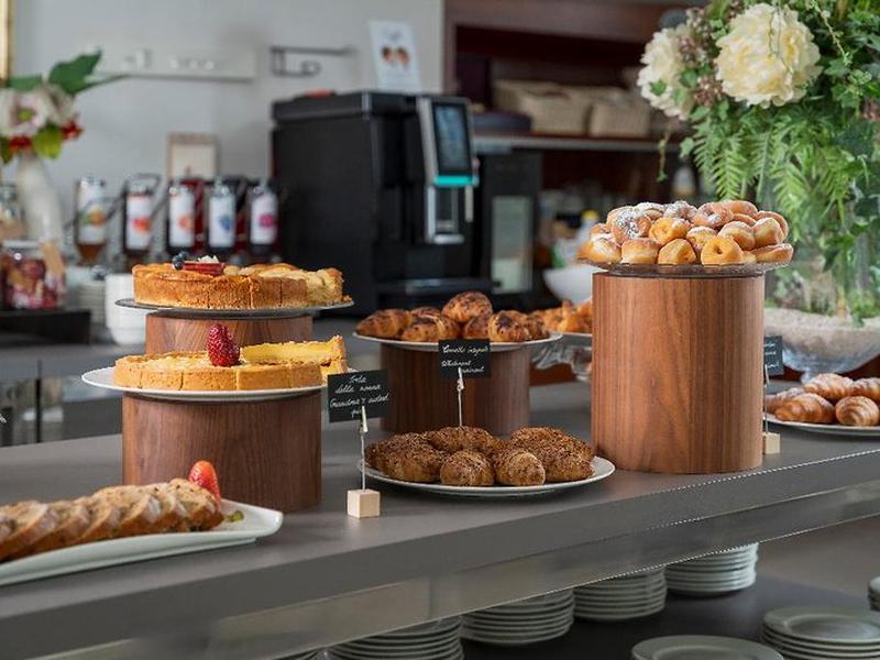 7599046CB8A211470417D58F98704ADB