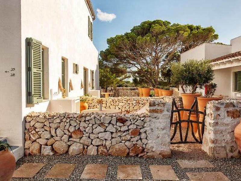 4FFD2B0EEC288944B0D3EF177B422DDE